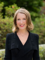 Lisa Davies - Real Estate Agent