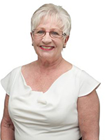Lauraine Woodhead - Real Estate Agent
