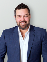 Alex Struss - Real Estate Agent