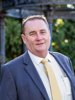 Lindsay Southwell - Real Estate Agent