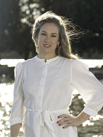 Alexandra Rogers - Real Estate Agent