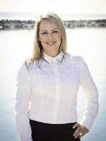 Sarah Ralston - Real Estate Agent