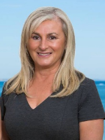 Linda Mills - Real Estate Agent