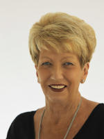 Elaine Marshall - Real Estate Agent