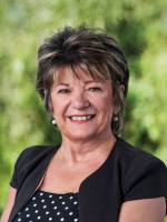 Maria Nelson - Real Estate Agent