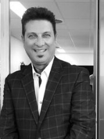 Tom Vlahos - Real Estate Agent