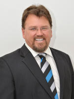 Lindsay Battley - Real Estate Agent