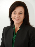 Vicki Walker - Real Estate Agent