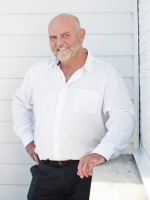 William Knaggs - Real Estate Agent