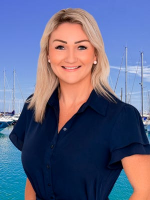 Courtney Brown - Real Estate Agent