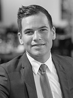 Tom Luxton - Real Estate Agent