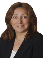 Yadi Gibson - Real Estate Agent