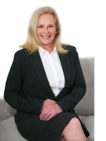 Julie Burt - Real Estate Agent
