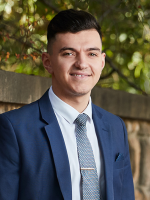 Alex Diamond - Real Estate Agent