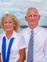 Brett & Debbie Boettcher - Real Estate Agent