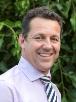 Sandy Warburton - Real Estate Agent