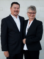 Mark & Janette Southwell - Real Estate Agent