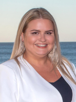 April Nicolson - Real Estate Agent