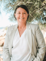 Rebecca Dean - Real Estate Agent