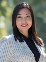 Scarlett Hang - Real Estate Agent