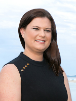 Rebecca Harrington - Real Estate Agent