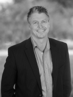 Cam Greig - Real Estate Agent