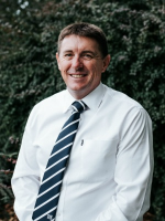 Robbie Palmer - Real Estate Agent