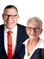 Darren and Sue Lewis-Date - Real Estate Agent