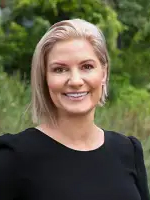 Carly Knight - Real Estate Agent