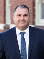 Peter Stratakos - Real Estate Agent