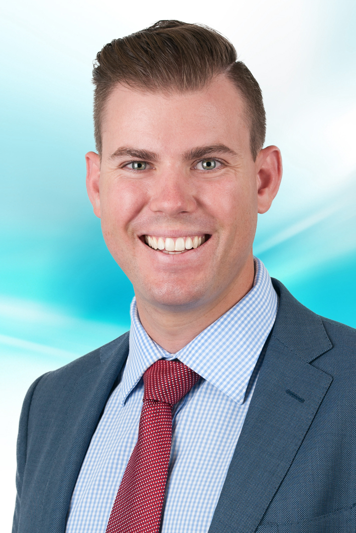 Ryan Hoelzl - Real Estate Agent