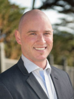 Mitchell Round - Real Estate Agent