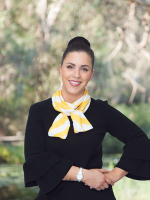 Nikolett Pesti - Real Estate Agent