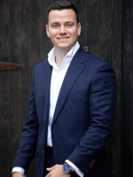 Remy Durieux - Real Estate Agent