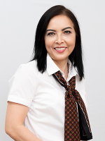 Amy Dinh - Real Estate Agent