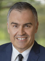 Greg Tsaprazis - Real Estate Agent