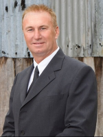 Colin Mackenzie - Real Estate Agent