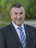 Peter Egan - Real Estate Agent