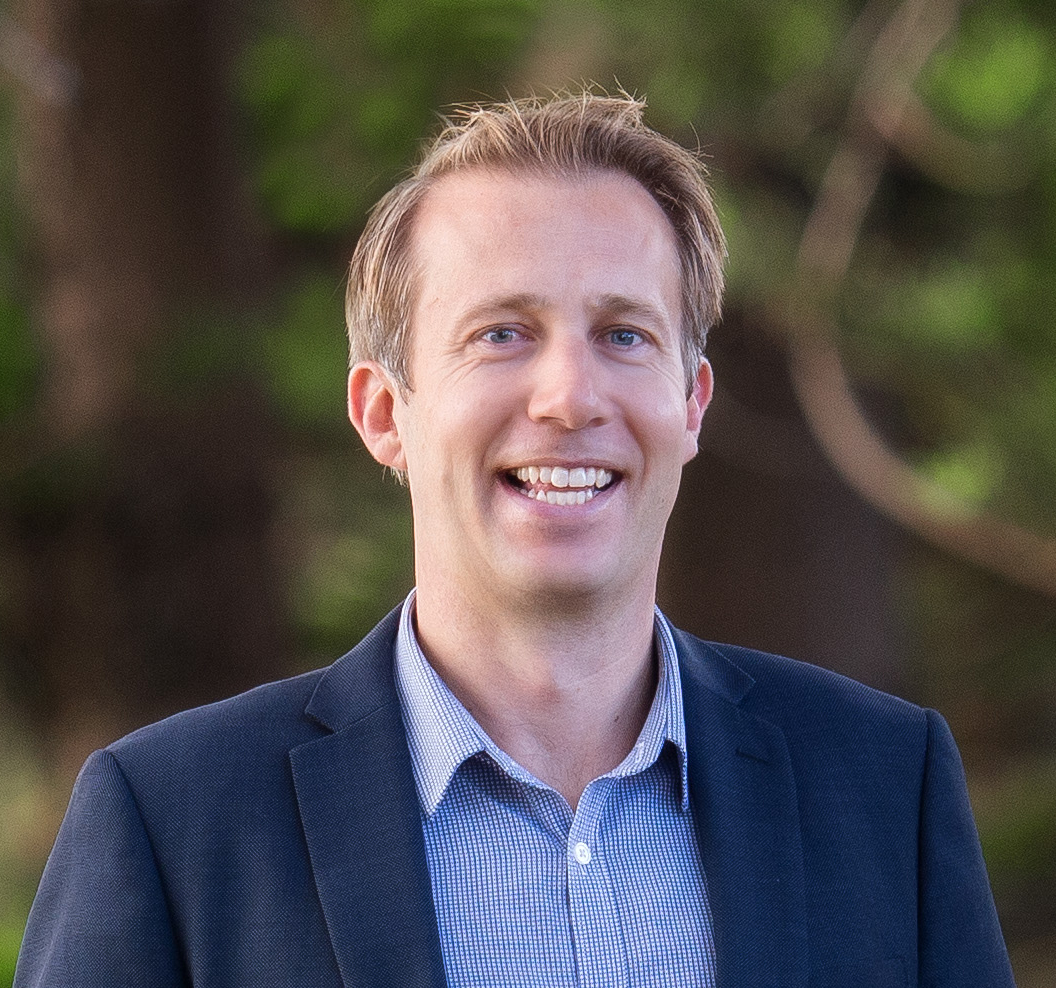 Robert Moore - Real Estate Agent