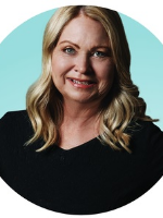 Kim Adams - Real Estate Agent