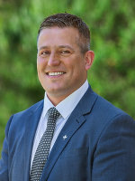 Stefan Dzanovski - Real Estate Agent