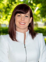 Taryn Ciraulo - Real Estate Agent