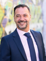 Fabian Rosin - Real Estate Agent