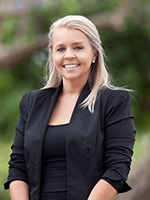 Paula Pearce - Real Estate Agent