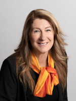 Linda Edwards - Real Estate Agent