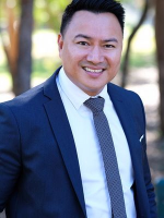 Rocky Glanville - Real Estate Agent