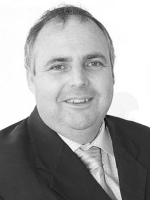 Aaron Bell - Real Estate Agent