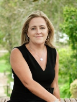 Angela Browne - Real Estate Agent
