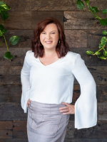 Jo Maybury - Real Estate Agent