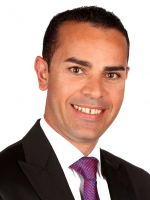 Mason Niari - Real Estate Agent